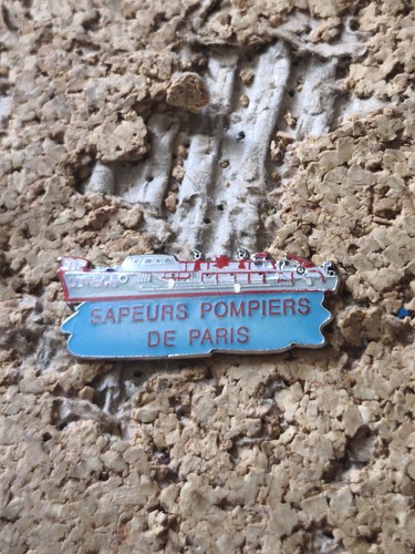 Pin pins - pin's,